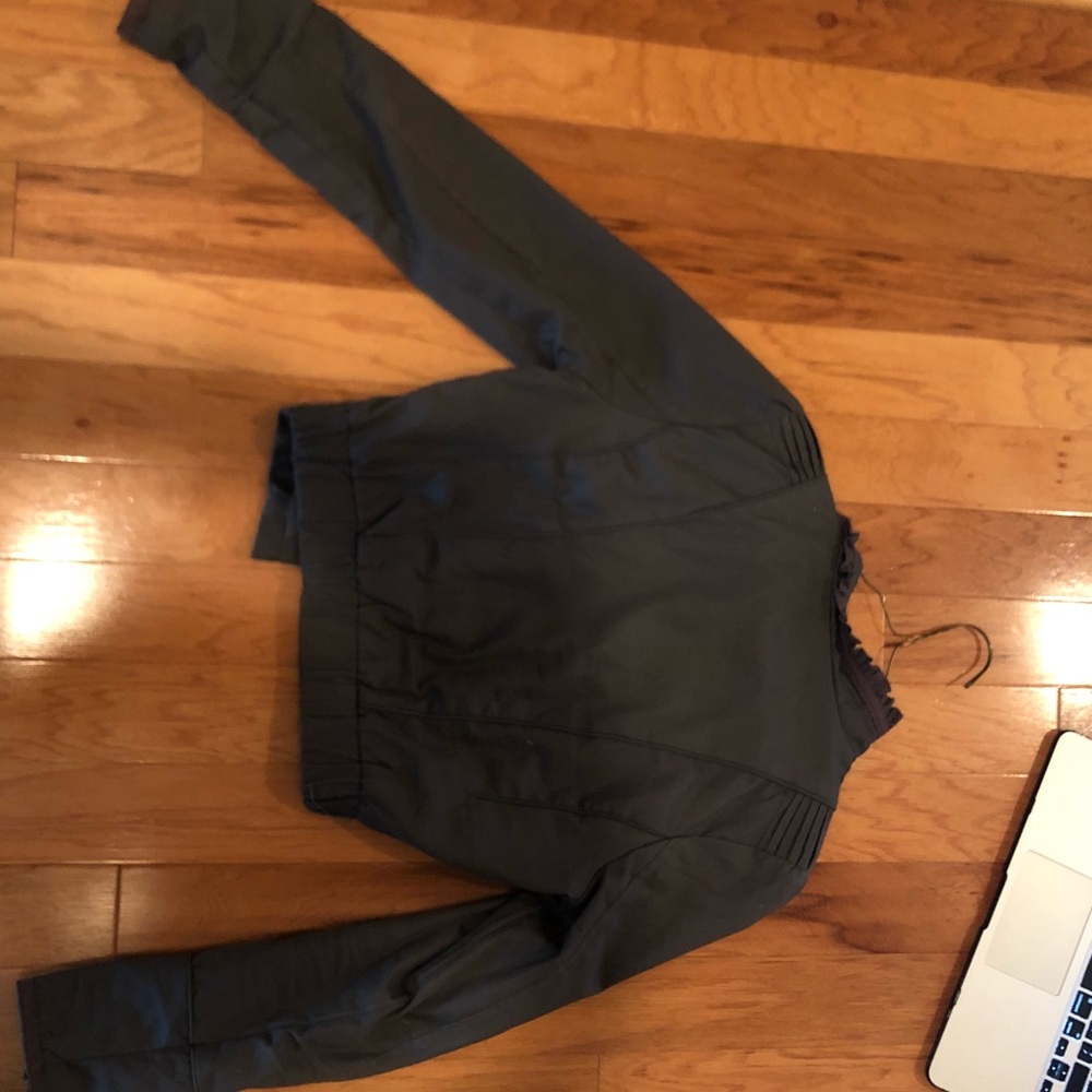 jacket - Picture 6 of 6